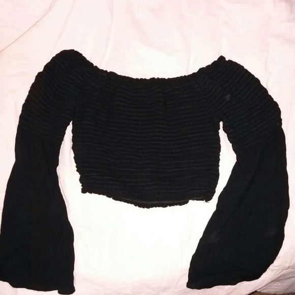 Brandy Melville Tops - Charlotte Russe Bell Sleeve Ruched Top